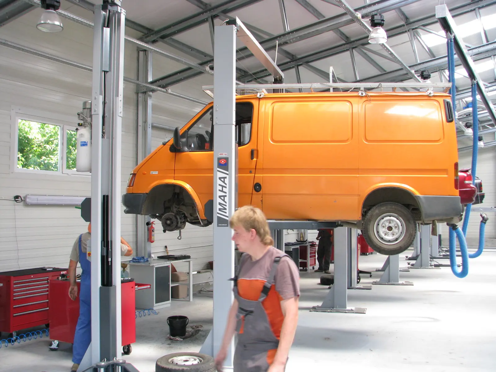 Service centre